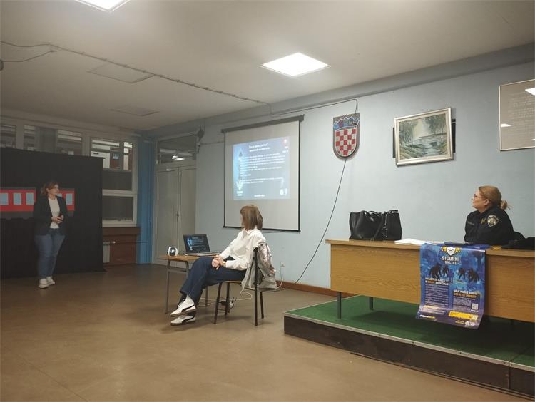 Slika /PU_VP/PRIOPĆENJA - ILUSTRACIJE/NE, NE IDEM/NASLOVNA AMT.jpg